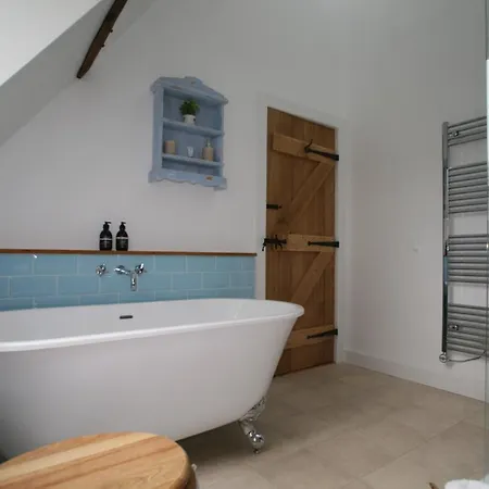 La Roussille - Oak Barn Holiday home