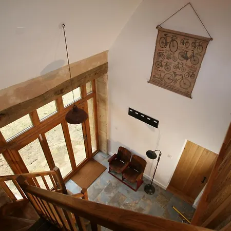 La Roussille - Oak Barn