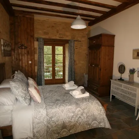 La Roussille - Oak Barn Holiday home *